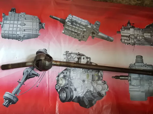Шрус переднего моста (правый) длинный для автомобиля ГАЗ 66 (66-2304060)